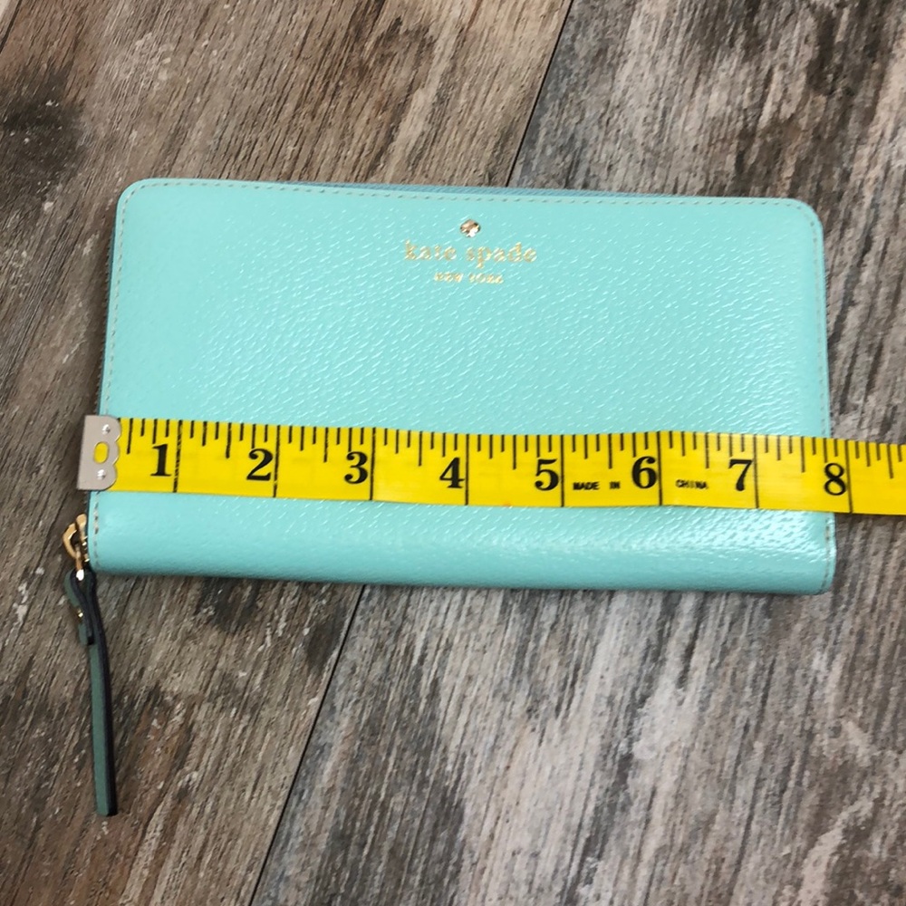 Kate Spade Wallet - Picture 4 of 5